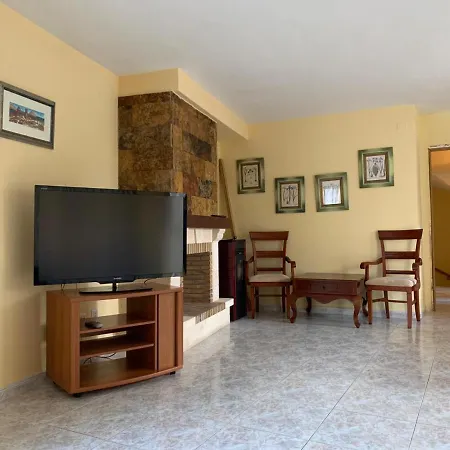 Holiday home Agradable Adosado 3 Plantas *