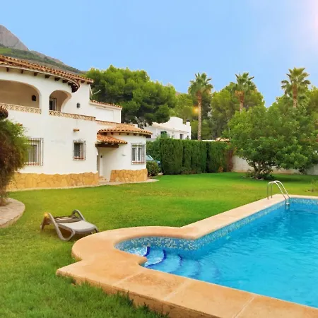 Villa 56 *