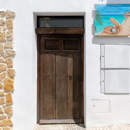 Pensión Perla Blanca *