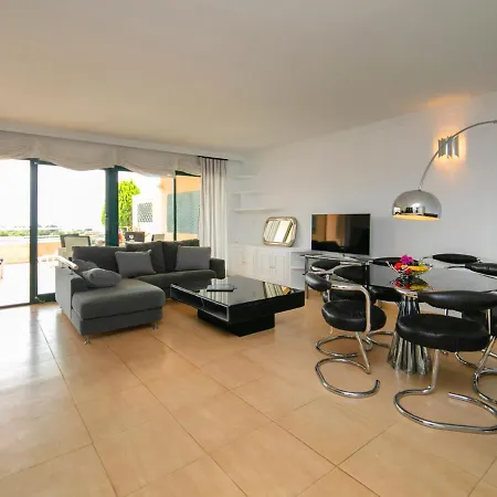 La Nova-14 By Interhome *
