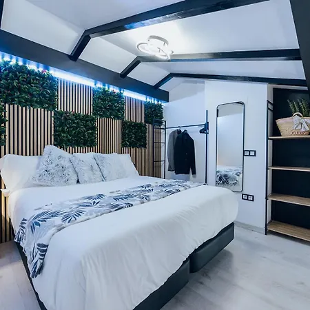 Luxury Nit I Dia *