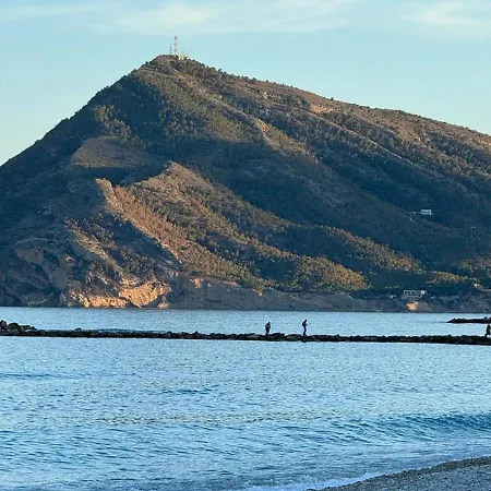 En Primera Linea De La Playa *