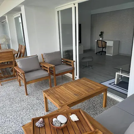 Apartment En Primera Linea De La Playa *
