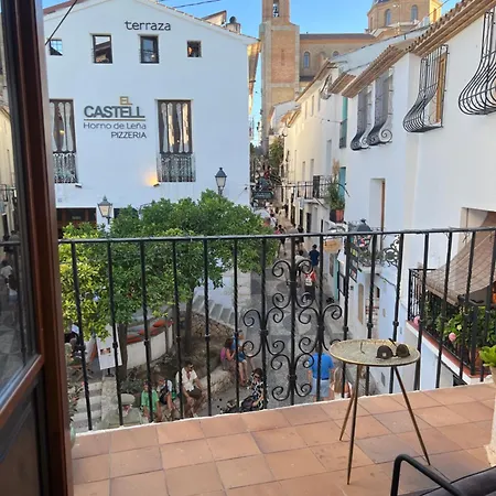 Apartment Above The Iconic Portal Vell *