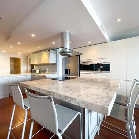 Apartment Luxury First Line