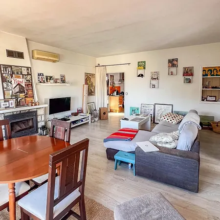 Nulu Holiday home *
