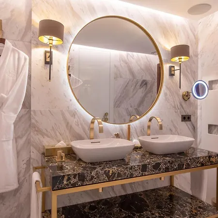 Zem Wellness Clinic 5*