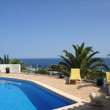 Villa Campomanus *