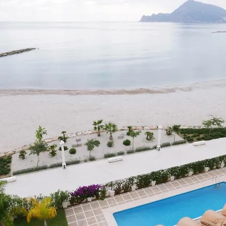 Apartment Atico-loft Frente Al Mar Con Piscina Y Parking