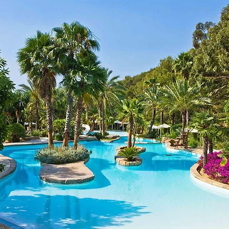 Pierre And Vacances Hills Hotel